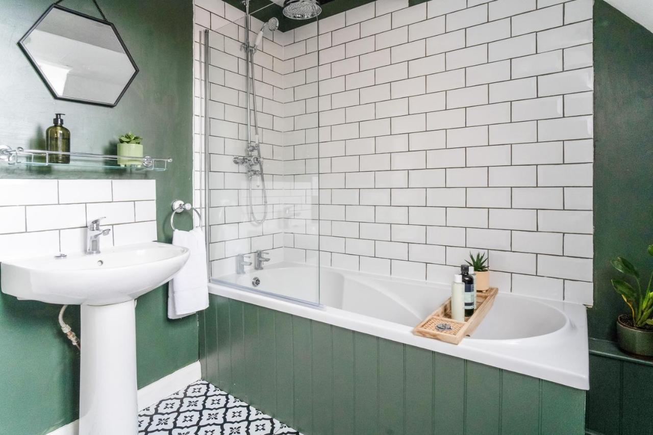 Apartament Redesdale View, High Street With Private Garden Moreton-in-Marsh Zewnętrze zdjęcie